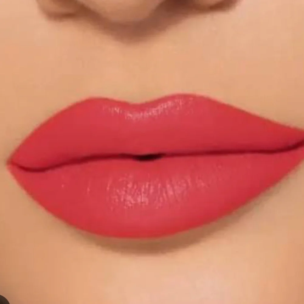 Kylie Cosmetics Endless Summer Metallic Amore Flirtini Matte Lipstick Bundle Lot